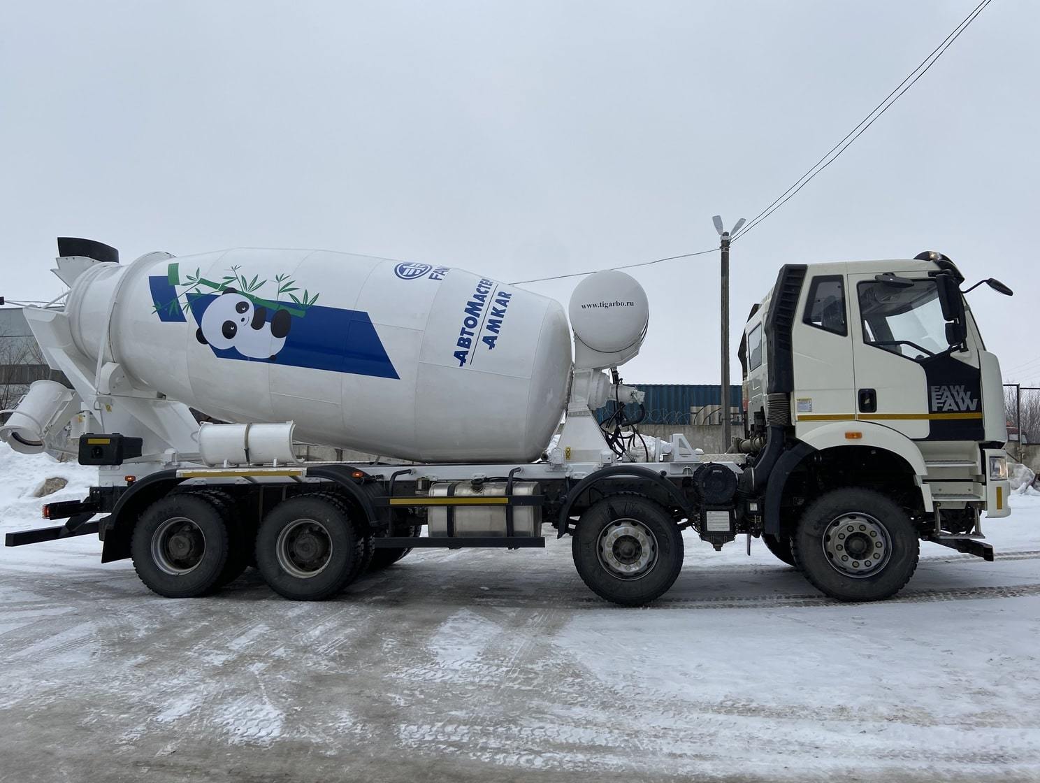 Автобетоносмеситель FAW 8х4 AMKAR