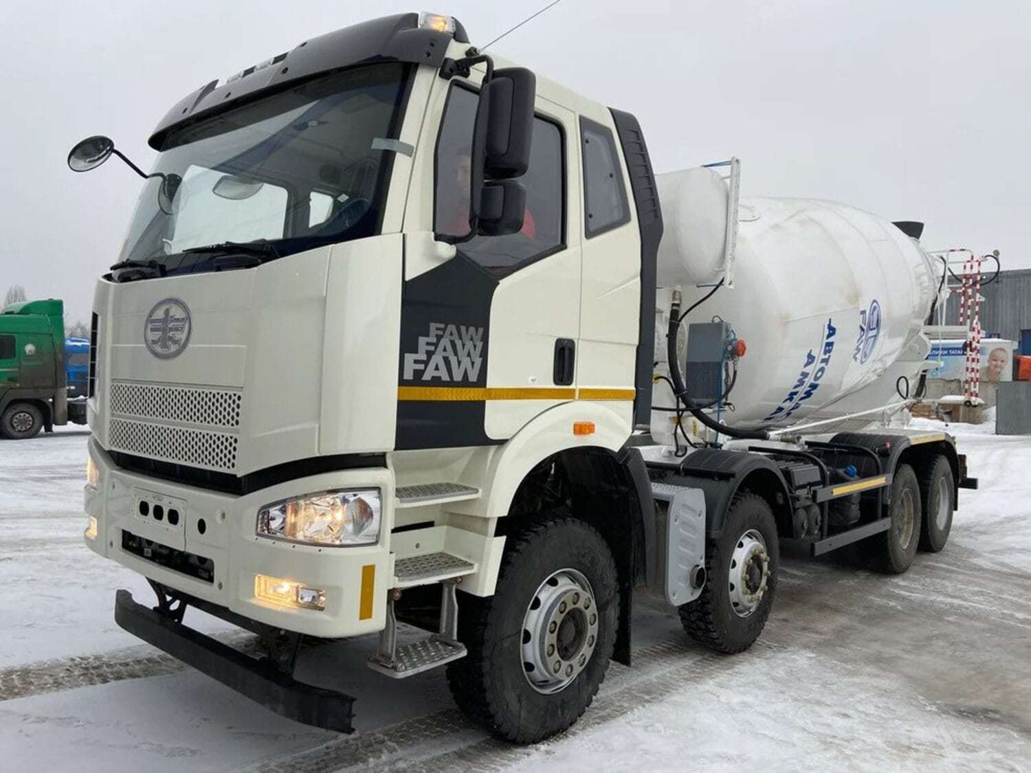 Автобетоносмеситель FAW 8х4 AMKAR